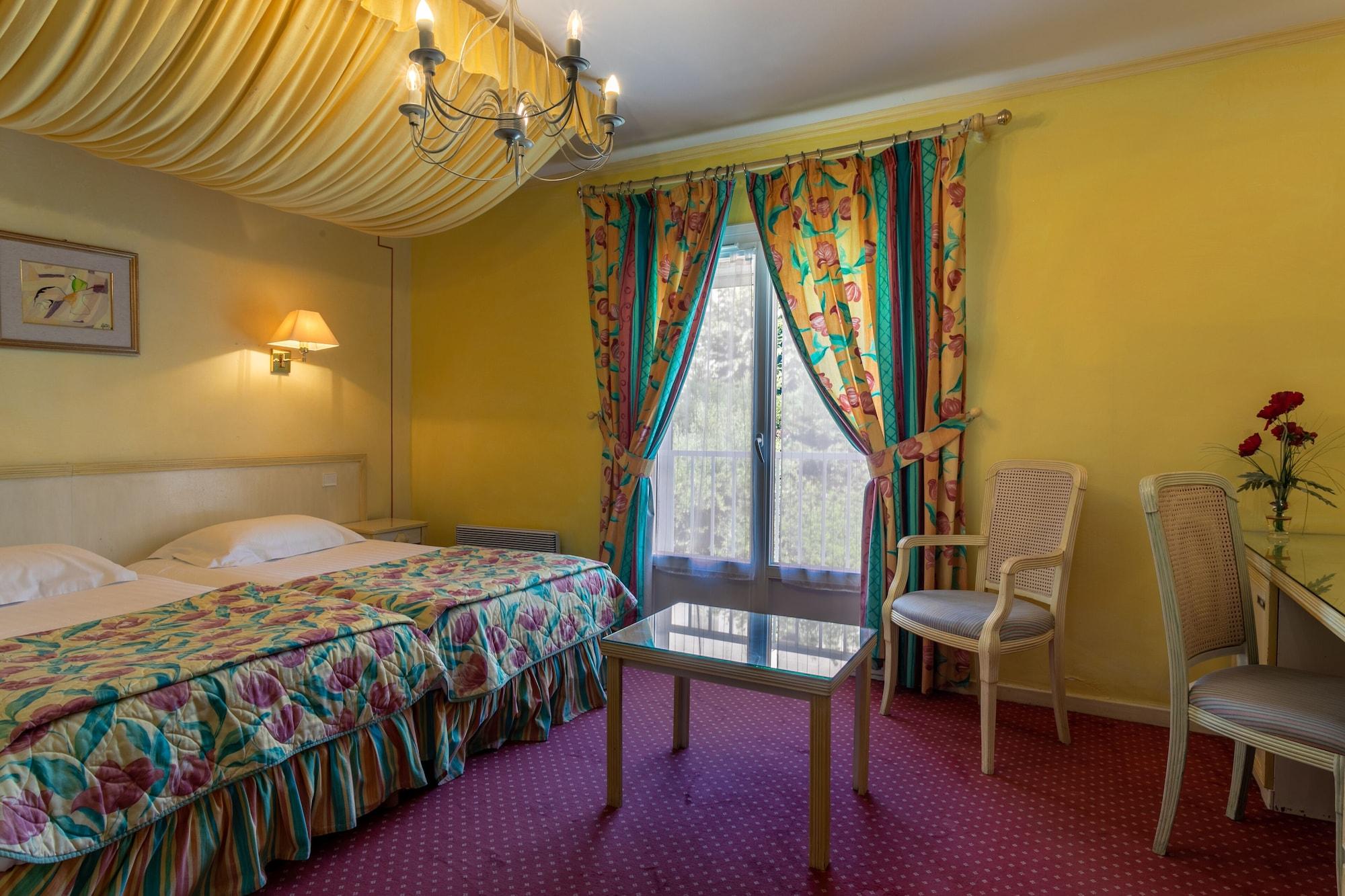 Hotel Mireille Arles Exteriör bild